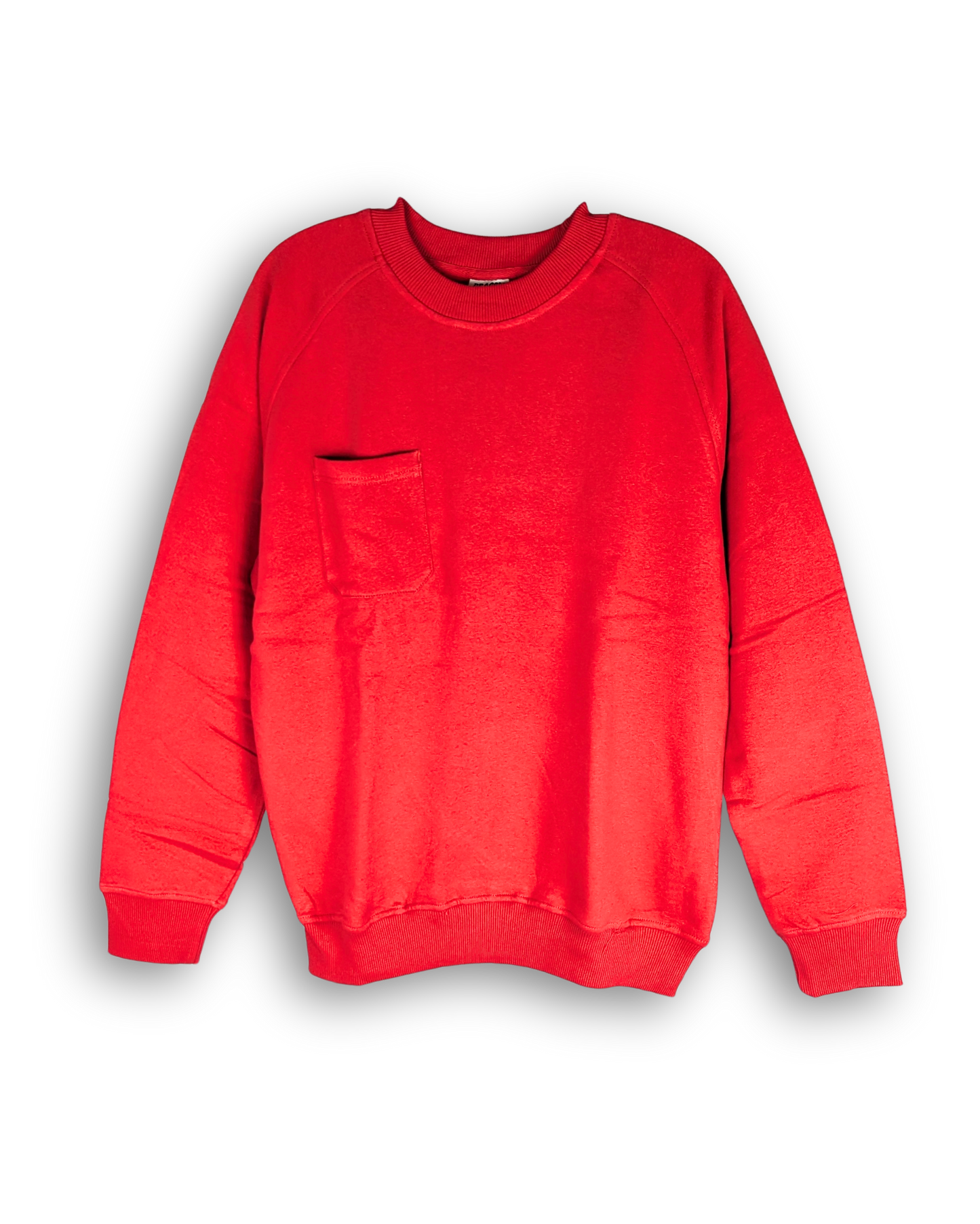 basic pullover in oversize in rot aus baumwolle. günstige auslaufware aus lagerverkauf. mit brusttasche und bündchen an ärmeln und unten. weiter schnitt. marke fossfour.